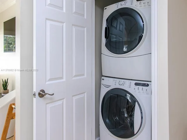 1254 Harrison St # 1254, Hollywood FL 33019