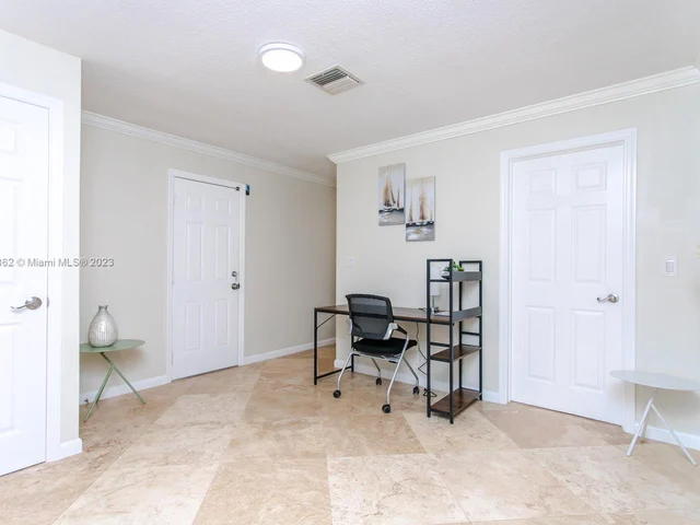 1254 Harrison St # 1254, Hollywood FL 33019
