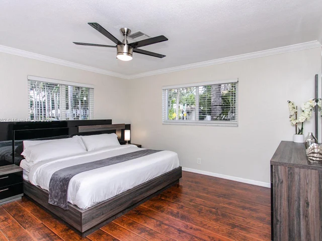 1254 Harrison St # 1254, Hollywood FL 33019