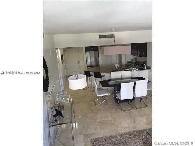 19900 E Country Club Dr # 718, Aventura FL 33180