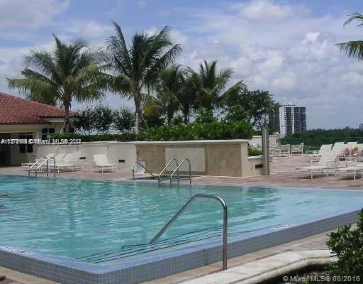 19900 E Country Club Dr # 718, Aventura FL 33180