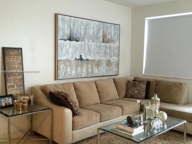 19900 E Country Club Dr # 718, Aventura FL 33180