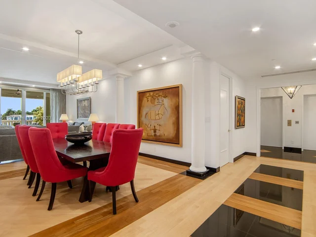 20165 NE 39th Pl # 303, Aventura FL 33180