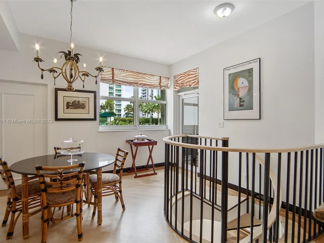 20165 NE 39th Pl # 303, Aventura FL 33180