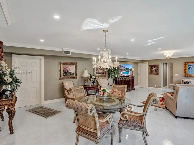 2141 NE 68th St # 108, Fort Lauderdale FL 33308