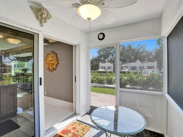 2141 NE 68th St # 108, Fort Lauderdale FL 33308