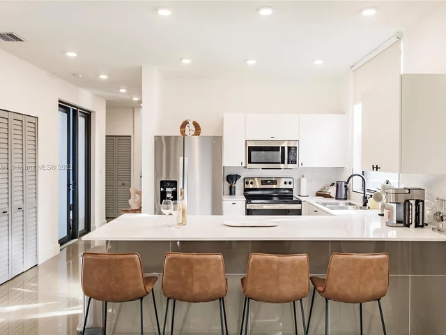 3645 SW 3rd St, Miami FL 33135