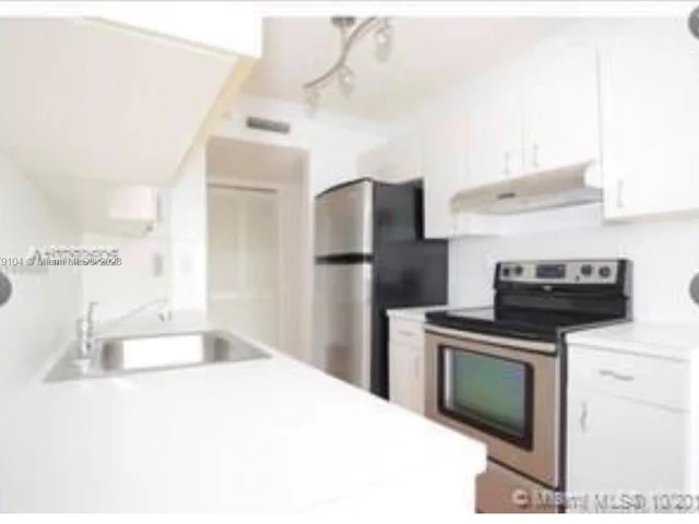 1688 West Ave # 1107, Miami Beach FL 33139