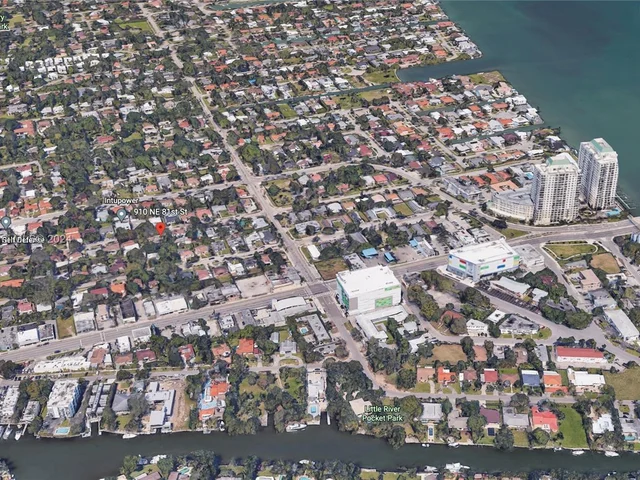 910 NE 81st St, Miami FL 33138