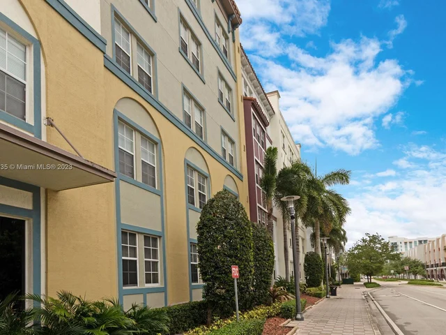 533 NE 3rd Ave # 229, Fort Lauderdale FL 33301