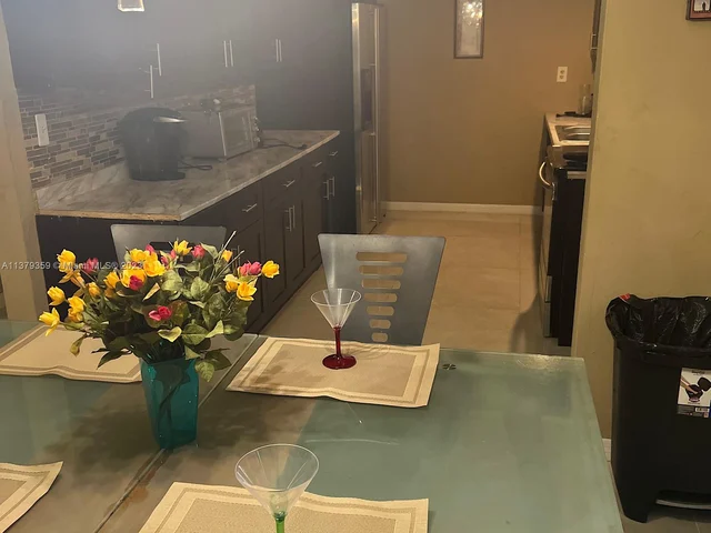 16018 NE 9th Pl, North Miami Beach FL 33162