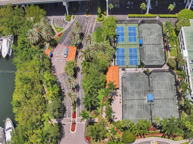 3500 Mystic Pointe Dr # 2605, Aventura FL 33180