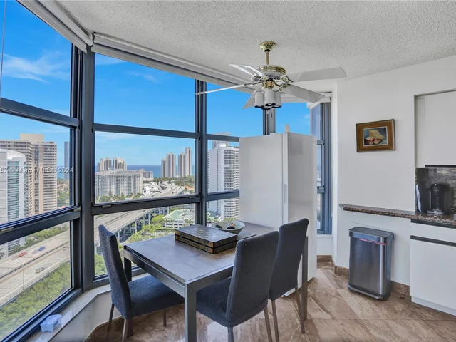 3500 Mystic Pointe Dr # 2605, Aventura FL 33180