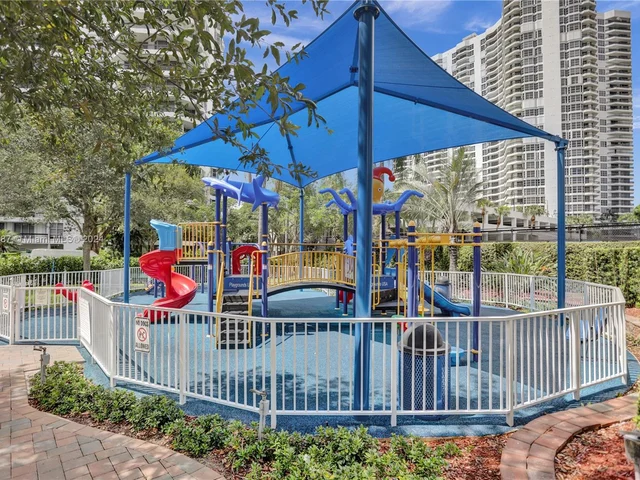 3500 Mystic Pointe Dr # 2605, Aventura FL 33180