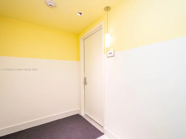 475 Brickell Ave # 5115, Miami FL 33131