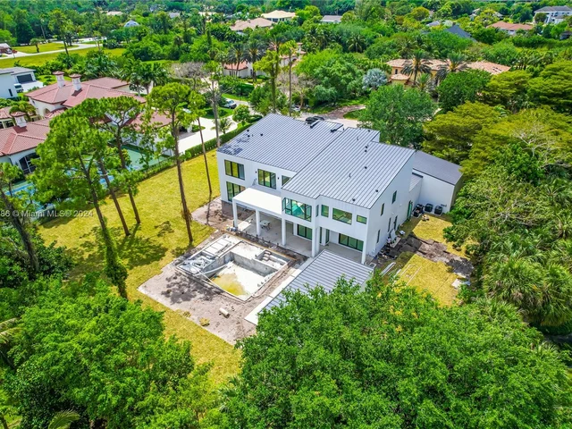 6482 NW 65th Way, Parkland FL 33067