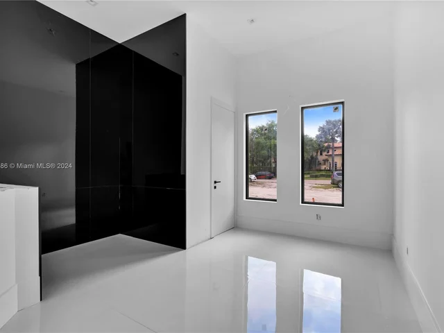 6482 NW 65th Way, Parkland FL 33067