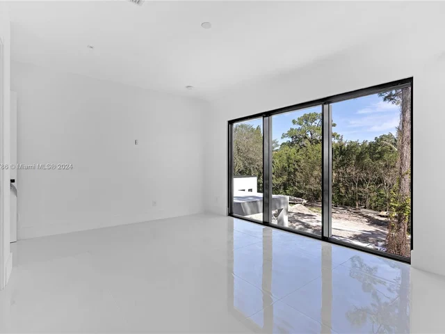 6482 NW 65th Way, Parkland FL 33067