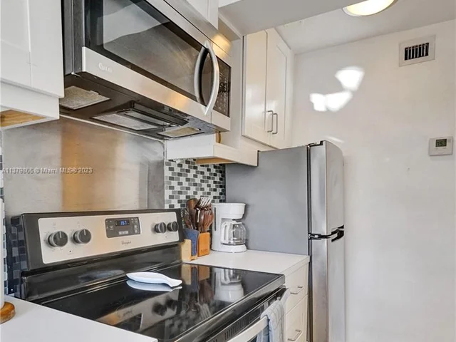 345 Virginia St # 6, Hollywood FL 33019