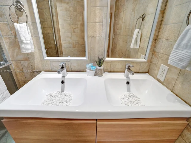 345 Virginia St # 6, Hollywood FL 33019