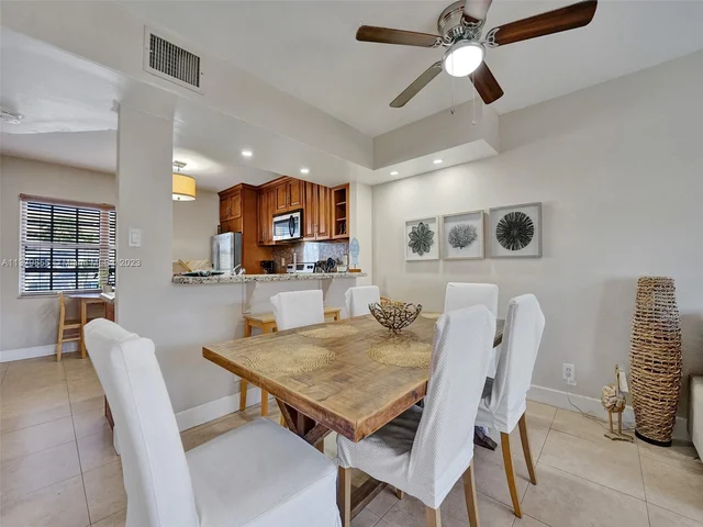 345 Virginia St # 6, Hollywood FL 33019