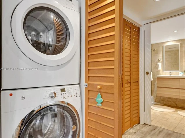 345 Virginia St # 6, Hollywood FL 33019