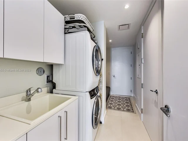 15701 Collins Ave # 2601, Sunny Isles Beach FL 33160