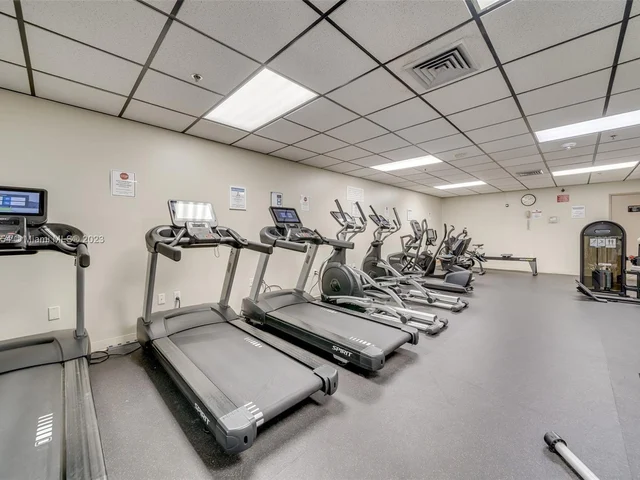 1201 S Ocean Dr # 1105N, Hollywood FL 33019