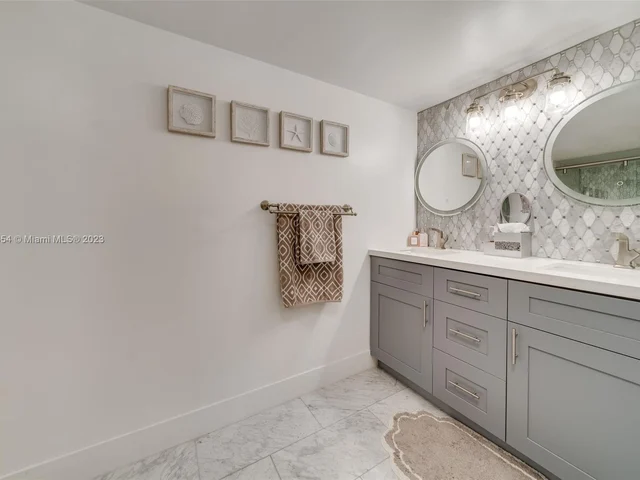 1201 S Ocean Dr # 1105N, Hollywood FL 33019