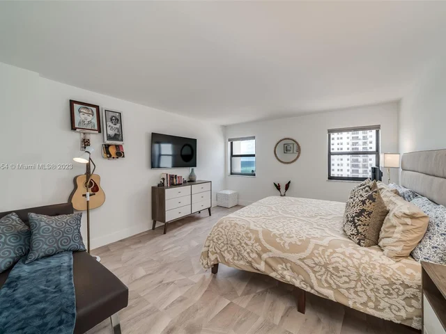 1201 S Ocean Dr # 1105N, Hollywood FL 33019