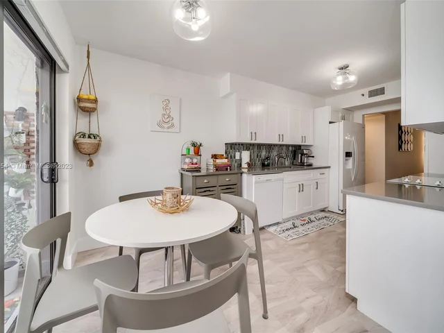 1201 S Ocean Dr # 1105N, Hollywood FL 33019