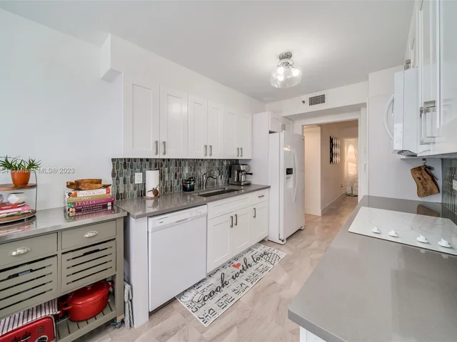 1201 S Ocean Dr # 1105N, Hollywood FL 33019