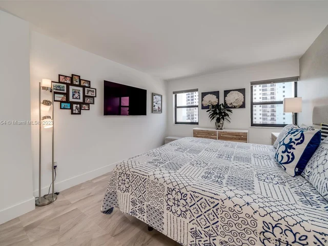 1201 S Ocean Dr # 1105N, Hollywood FL 33019