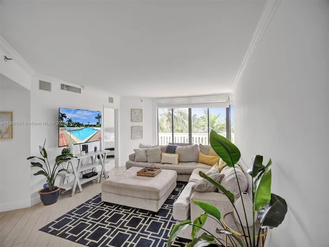 1000 Island Blvd # 503, Aventura FL 33160