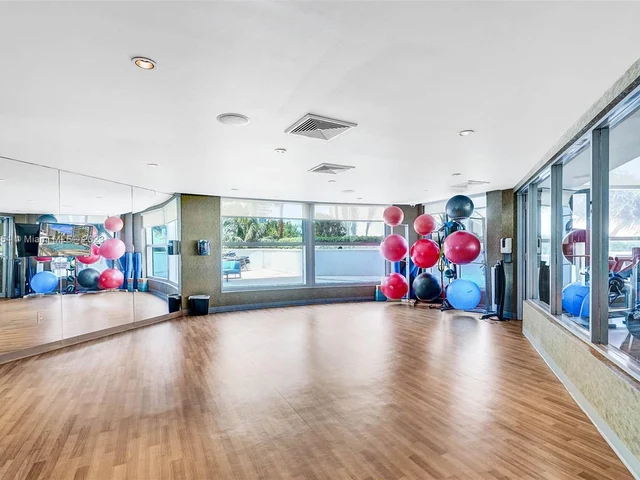 3101 S Ocean Dr # 508, Hollywood FL 33019