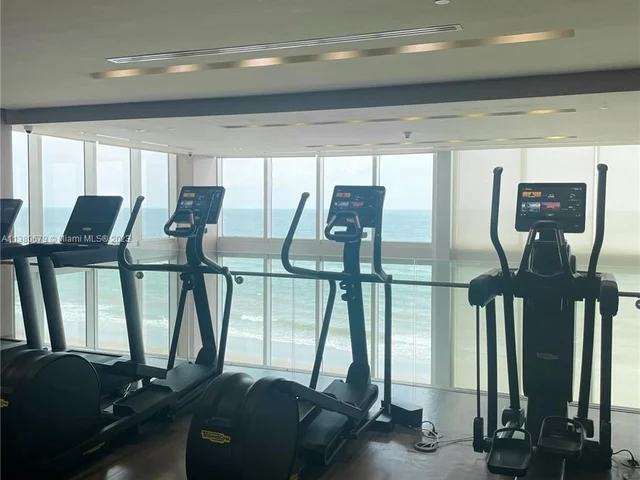 1830 S Ocean Dr # 3812, Hallandale Beach FL 33009