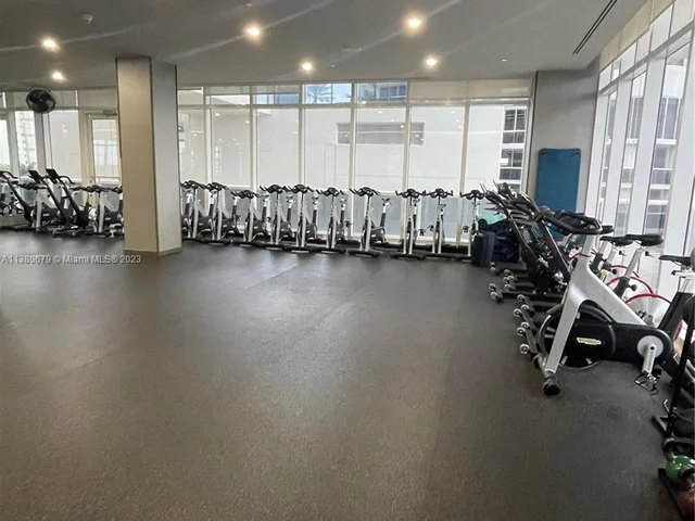 1830 S Ocean Dr # 3812, Hallandale Beach FL 33009