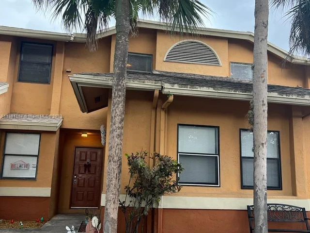 2481 NW 56th Ave # 16, Lauderhill FL 33313