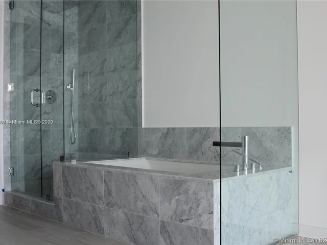 480 NE 31st St # 3301, Miami FL 33137