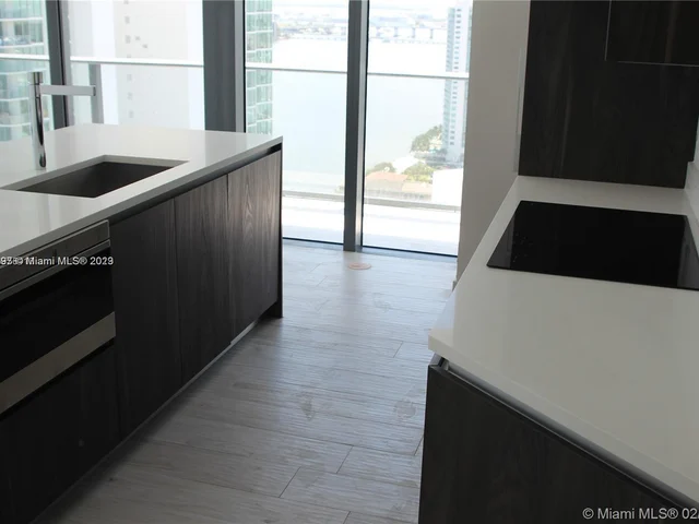 480 NE 31st St # 3301, Miami FL 33137