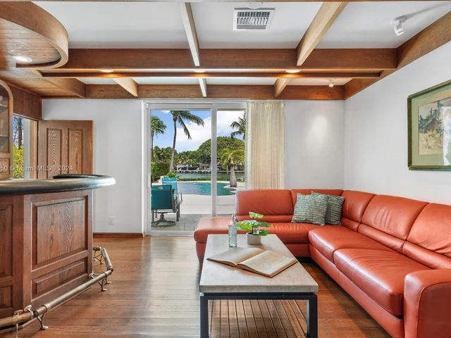 8900 Bay Dr, Surfside FL 33154