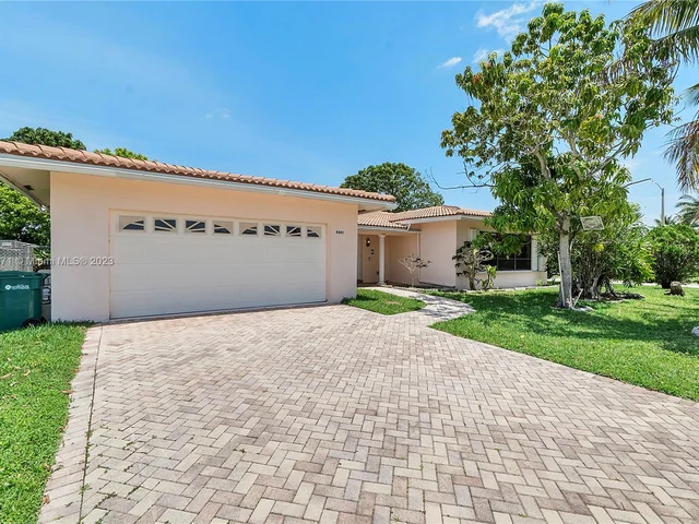 6601 NW 22nd Ct, Margate FL 33063