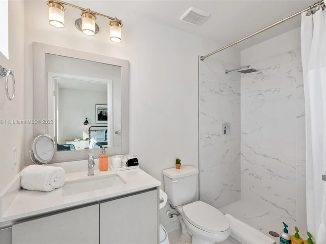 2535 NE 193rd St # 3202, Miami FL 33180