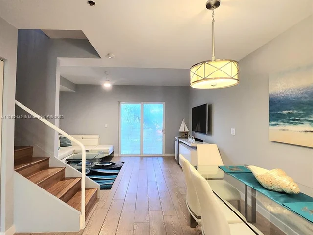 619 Meridian Ave # 4, Miami Beach FL 33139