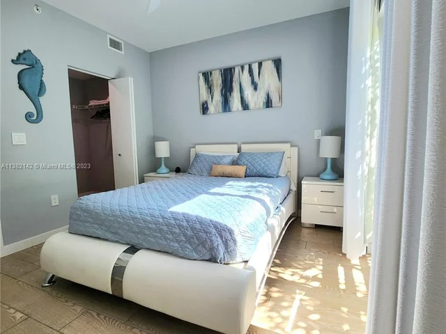 619 Meridian Ave # 4, Miami Beach FL 33139