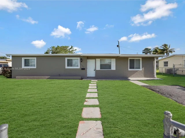 10520 SW 149th St, Miami FL 33176