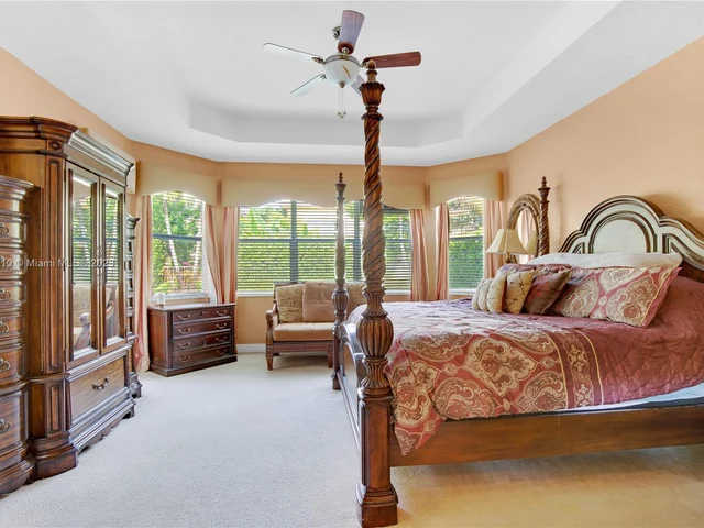 5431 SW 184th Way, Miramar FL 33029