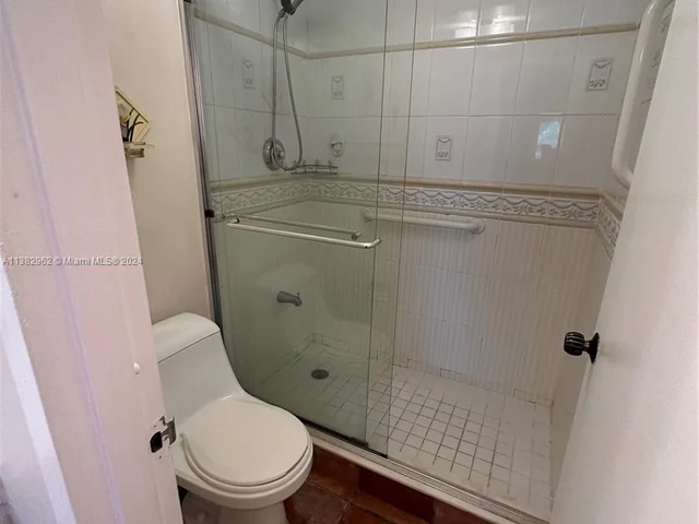 2030 S Ocean Dr # 201, Hallandale Beach FL 33009