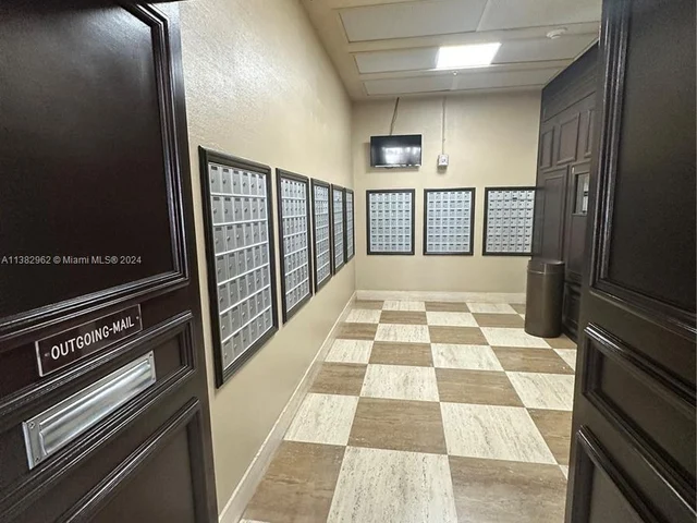 2030 S Ocean Dr # 201, Hallandale Beach FL 33009