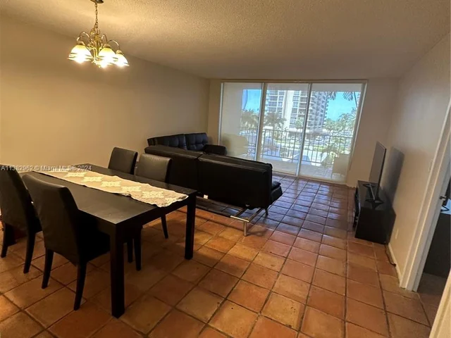 2030 S Ocean Dr # 201, Hallandale Beach FL 33009